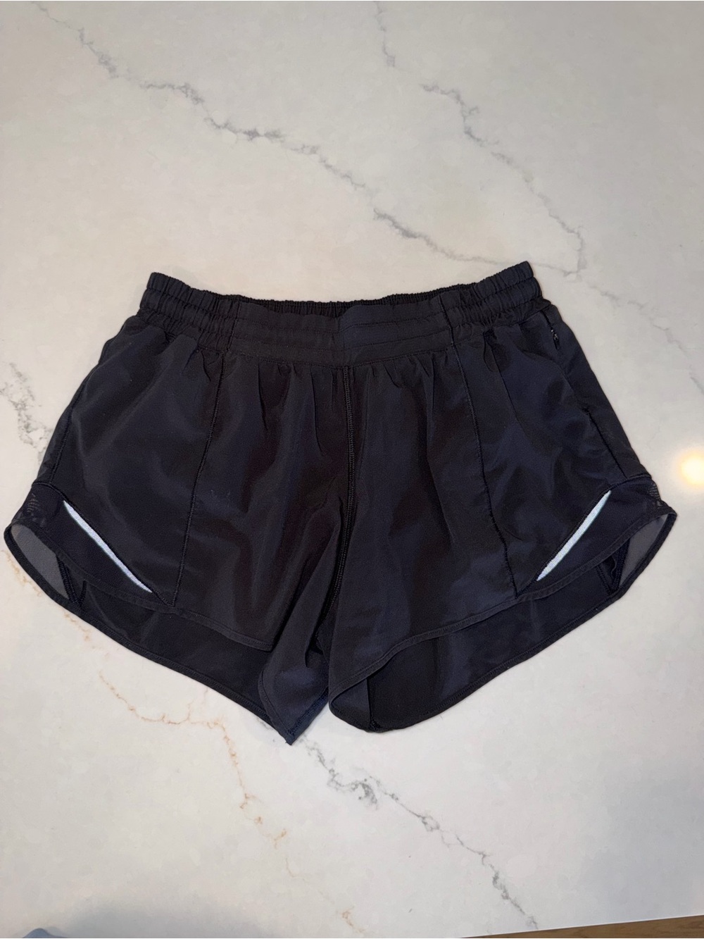 lululemon Hotty Hot 2.5” Shorts